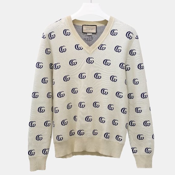 Gucci Monogram GG Knit V-Neck Sweater - Cream - Picture 3 of 14